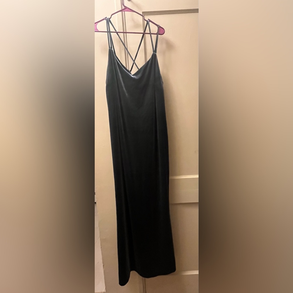Velvet blue dress Forever 21